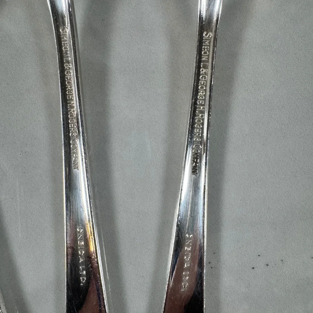 Set of 4 Oneida Simeon L & George H Rogers‎ Silver Plated Teaspoons Lot 1